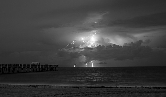 Thunder Storm , Juno fl 2014