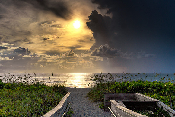 Dark and light, Hobe Sound Fl 6.22